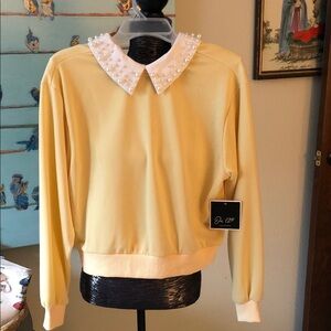 Yellow Sweatshirt with Pearl Collar
